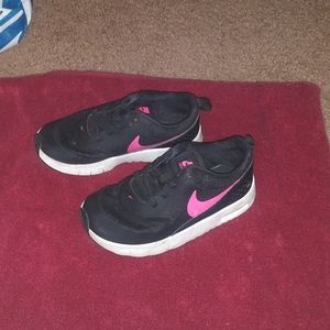 Nike shoes